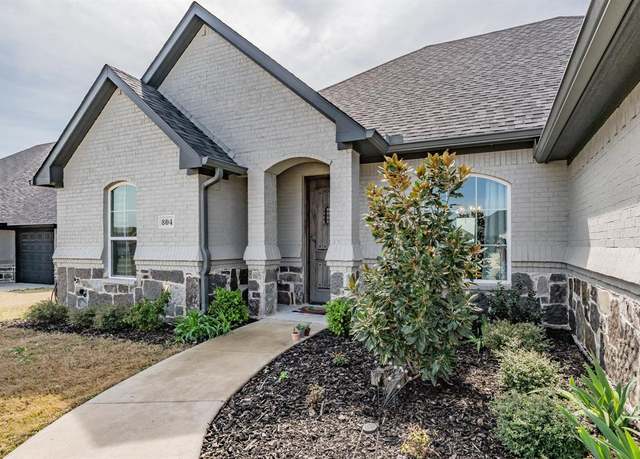 Property at 804 Shirley Jean Ln, Collinsville, TX 76233, 4 beds, 3 baths