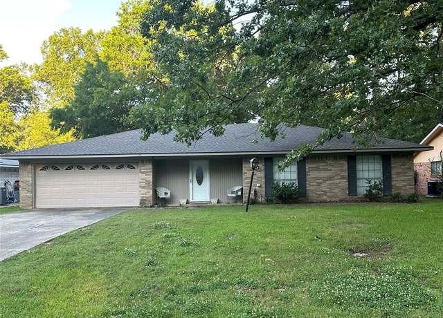 Property at 215 Chimney Ln, Haughton, LA 71037, 2 beds, 2 baths