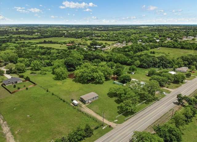 Property at 404 W Sam Rayburn Dr, Ector, TX 75439, 4 beds, 2 baths
