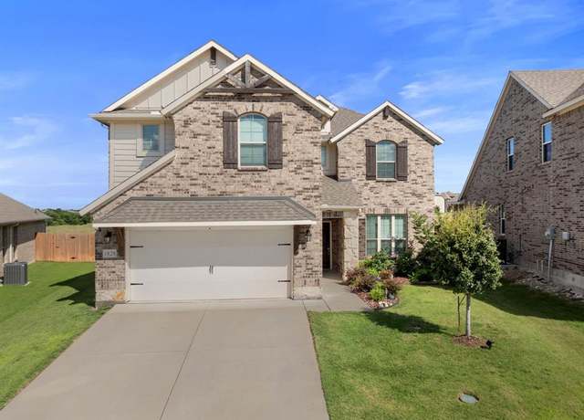 Property at 1828 Victoria Dr, Fort Worth, TX 76131, 4 beds, 2.5 baths