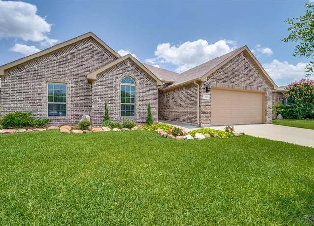 Property at 3512 Meadowtrail Ln, Denton, TX 76207, 4 beds, 2 baths