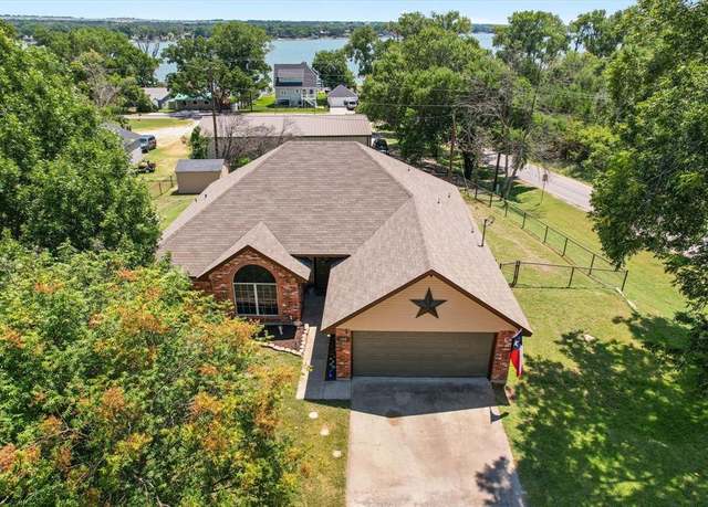Property at 100 Coronado Trl, Weatherford, TX 76087, 4 beds, 2 baths
