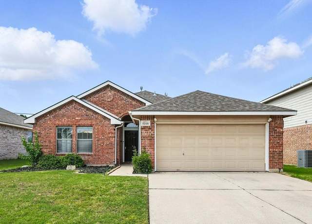 Property at 1056 Breeders Cup Dr, Fort Worth, TX 76179, 3 beds, 2 baths