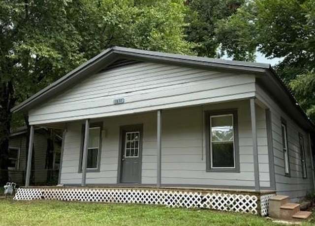 Property at 1837 W Houston St, Paris, TX 75460, 2 beds, 1 bath