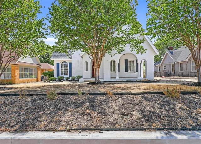 Property at 2563 S University Dr, Fort Worth, TX 76109, 6 beds, 4 baths