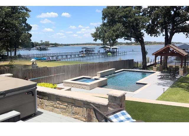 Property at 6572 Wells Burnett Rd, Fort Worth, TX 76135, 3 beds, 3 baths