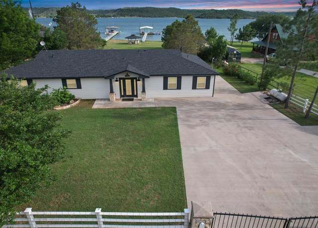 Property at 4433 Chapel Rd, Graham, TX 76450, 5 beds, 4 baths