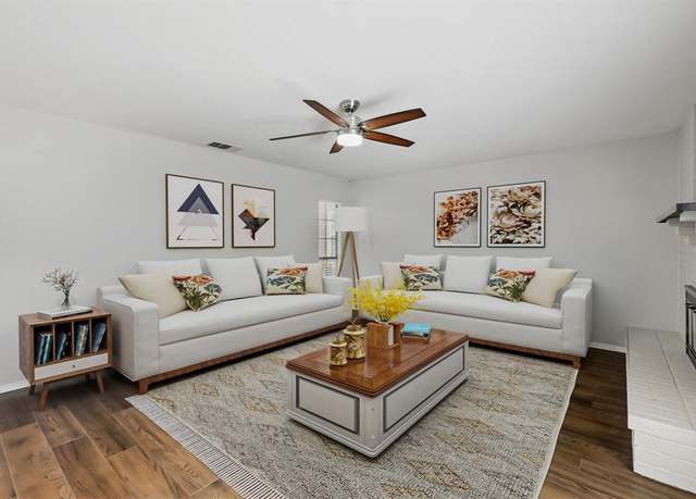 Property at 4301 Avon Ct, Flower Mound, TX 75028, 4 beds, 2 baths
