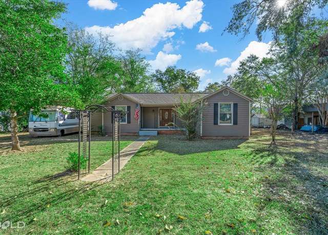 Property at 7021 Nixon St, Greenwood, LA 71033, 2 beds, 2 baths
