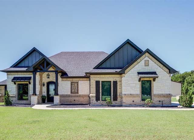 Property at 139 County Road 2525, Decatur, TX 76234, 3 beds, 2.5 baths
