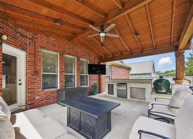 Property at 5302 Royal Bay Dr, Rowlett, TX 75089, 4 beds, 2 baths