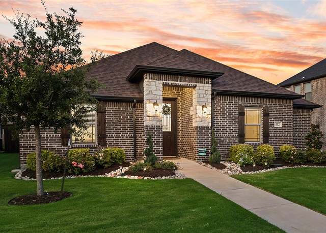 Property at 132 Lady Bird Dr, Waxahachie, TX 75165, 3 beds, 2.5 baths