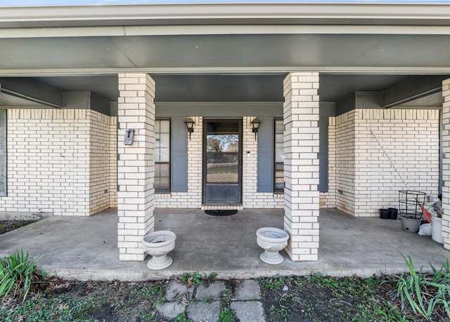 Property at 1525 Floyd Hampton Rd, Crowley, TX 76036, 3 beds, 2 baths