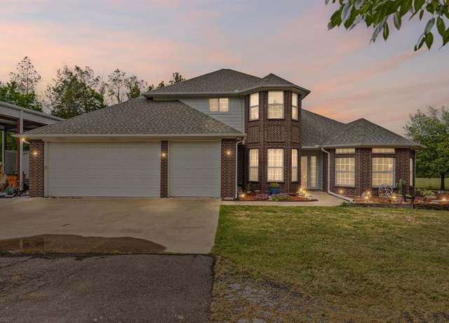 Property at 399 County Road 4101, Greenville, TX 75401, 5 beds, 3 baths