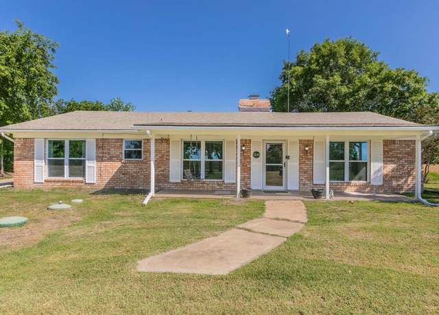Property at 1348 Fm 434, Chilton, TX 76632, 4 beds, 2 baths