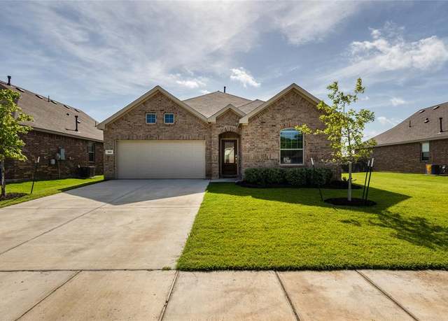 Property at 204 Post Oak St, Azle, TX 76020, 3 beds, 2 baths