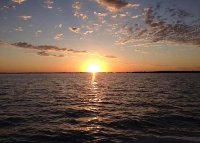 Property at 1563 Shoreline Dr, Mabank, TX 75143