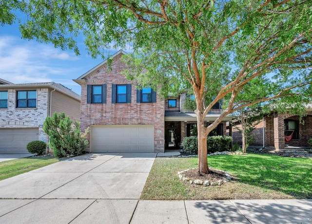 Property at 1348 Castlegar Ln, Fort Worth, TX 76247, 5 beds, 3 baths