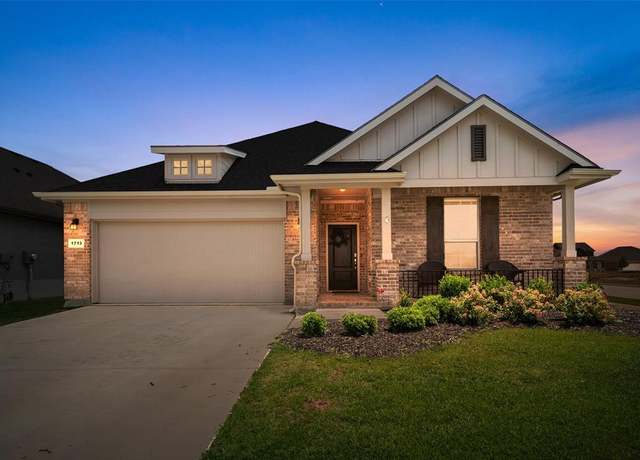 Property at 1713 Brindle St, Justin, TX 76247, 4 beds, 3 baths