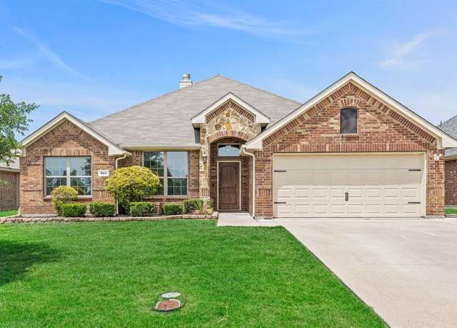 Property at 524 Brooke St, Greenville, TX 75402, 4 beds, 2 baths