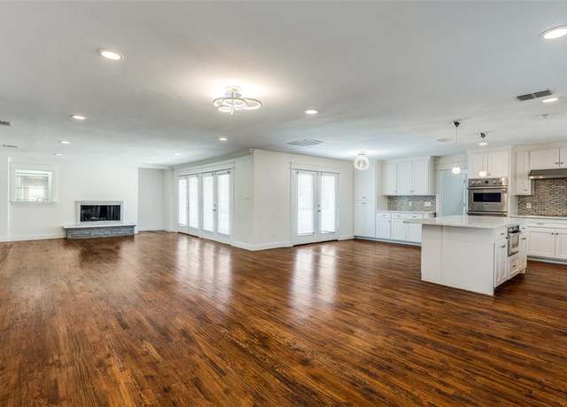 Property at 6121 Preston Haven Dr, Dallas, TX 75230, 3 beds, 2.5 baths