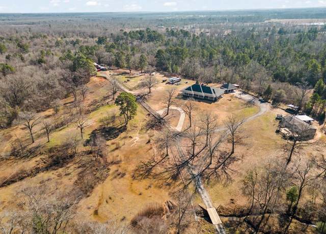 Property at 736 FM 555, Gilmer, TX 75645, 4 beds, 4.5 baths