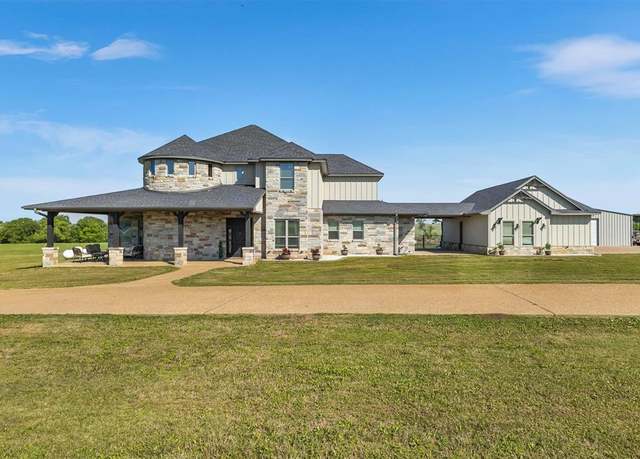 Property at 238 Bold Springs Ct, West, TX 76691, 5 beds, 4.5 baths