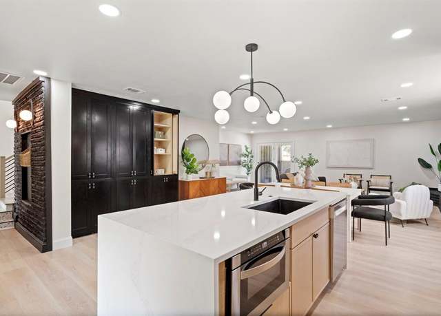 Property at 3115 Whirlaway Rd, Dallas, TX 75229, 4 beds, 2.5 baths