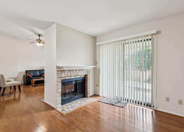 Property at 4748 Old Bent Tree Ln #2102, Dallas, TX 75287, 1 bed, 1.5 baths