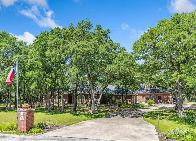 Property at 9654 Oak Meadow Ln, Pilot Point, TX 76258, 3 beds, 2 baths