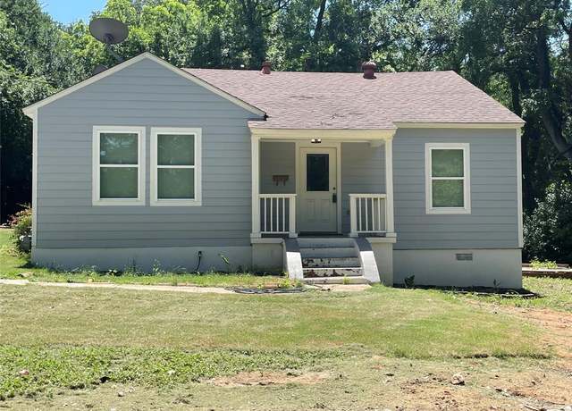 Property at 138 Whippoorwill Dr, Dallas, TX 75224, 3 beds, 2.5 baths