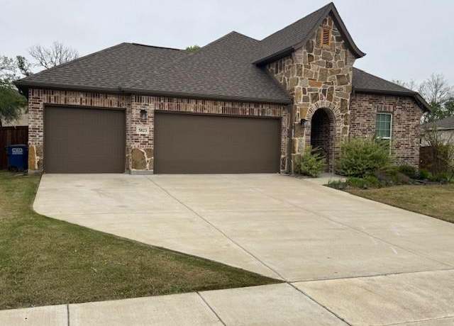 Property at 5823 Heatherwood Loop, Sachse, TX 75048, 4 beds, 3 baths