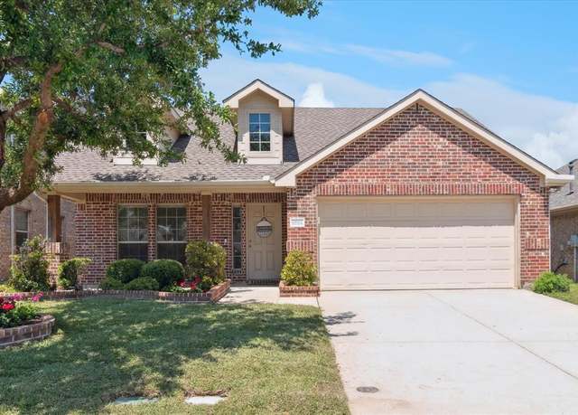Property at 9704 Sleepy Hollow Dr, Mckinney, TX 75072, 3 beds, 2 baths