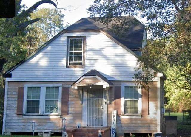 Property at 2916 Woodford St, Shreveport, LA 71108, 3 beds, 2 baths