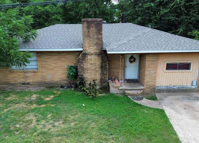 Property at 126 Rosedale Dr, Athens, TX 75751, 3 beds, 1 bath