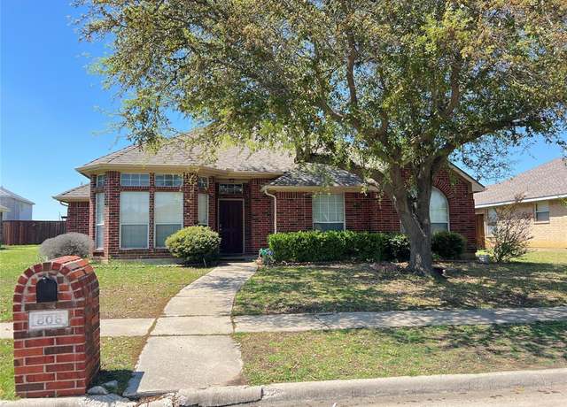 Property at 806 Azalia Dr, Lewisville, TX 75067, 3 beds, 2 baths