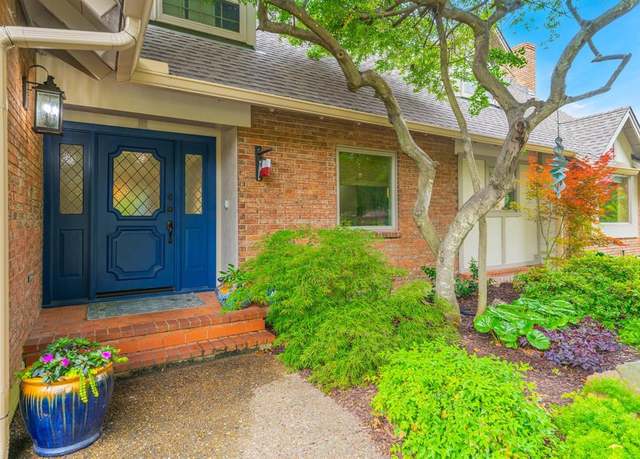 Property at 7110 Mossvine Dr, Dallas, TX 75254, 5 beds, 4 baths