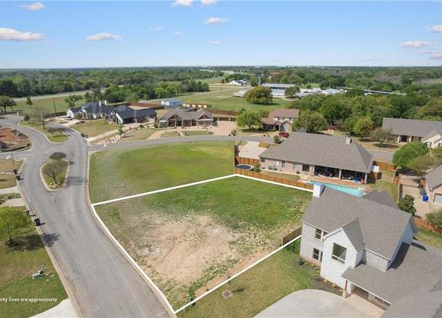 Property at 304 Keys Creek Dr, Waco, TX 76708