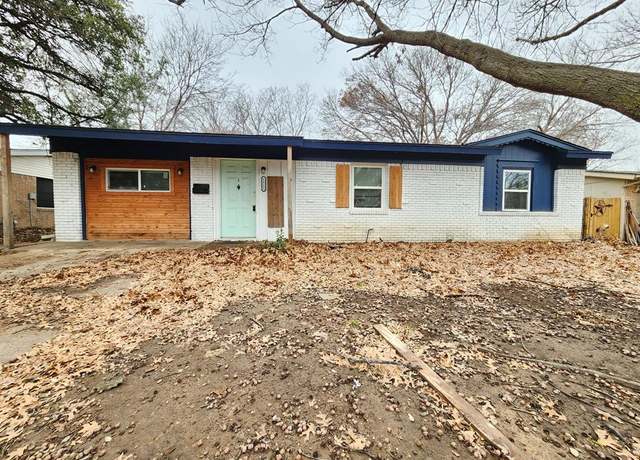 Property at 1811 Kent Dr, Arlington, TX 76010, 4 beds, 2 baths