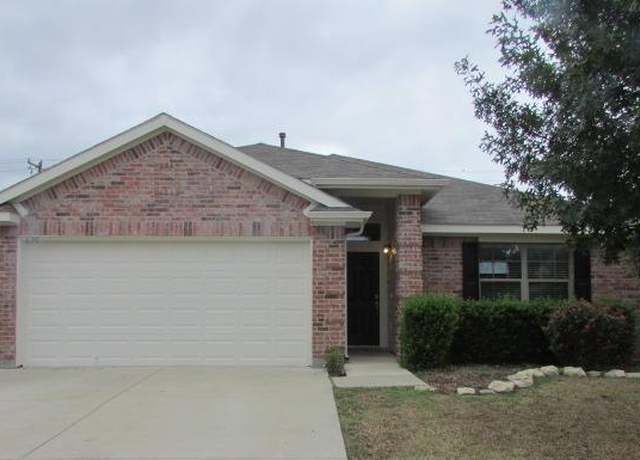 Property at 620 Stirrup Bar Dr, Fort Worth, TX 76179, 3 beds, 2 baths