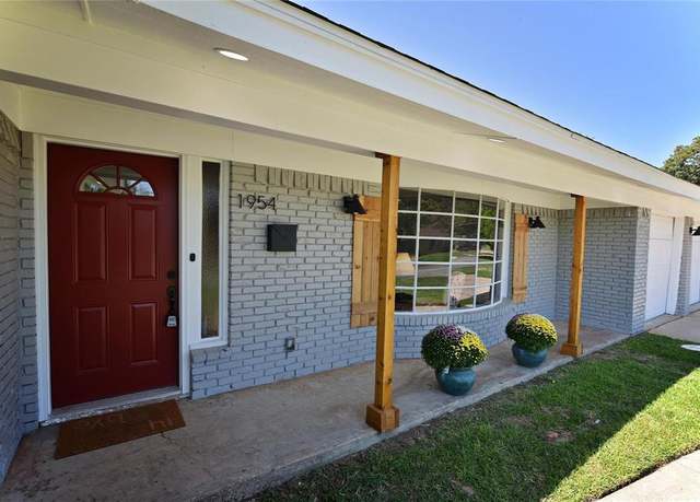 Property at 1954 Milam St, Fort Worth, TX 76112, 4 beds, 3 baths