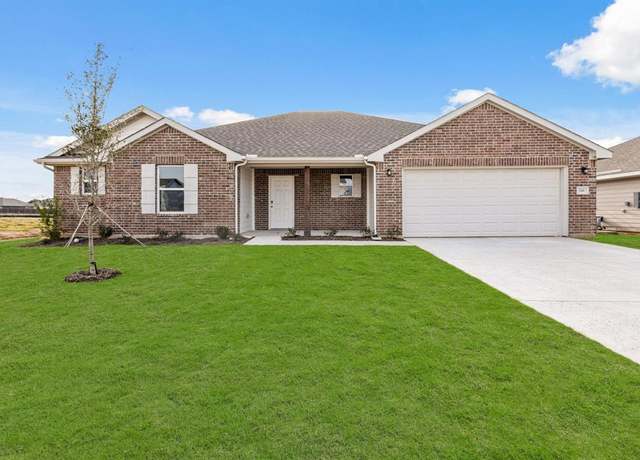 Property at 116 Annabelle St, Cleburne, TX 76031, 3 beds, 2 baths