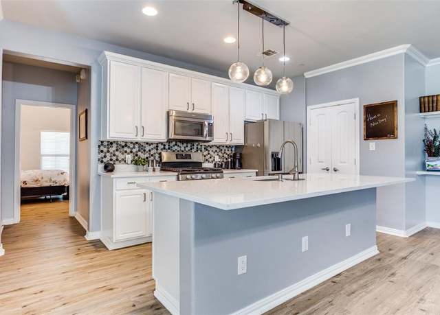 Property at 8809 Trolley Trl, Mckinney, TX 75070, 3 beds, 2.5 baths