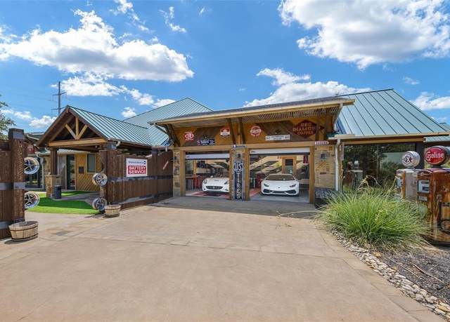 Property at 14250 Chaparral Ln, Roanoke, TX 76262, 5 beds, 6 baths