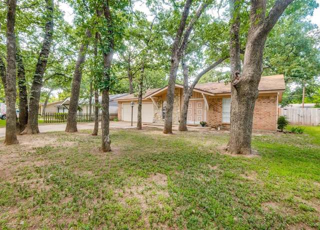 Property at 3003 Mark Dr, Arlington, TX 76013, 3 beds, 2 baths