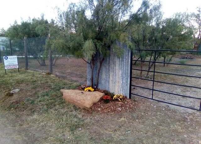 Property at 815 Pear St, Coleman, TX 76834