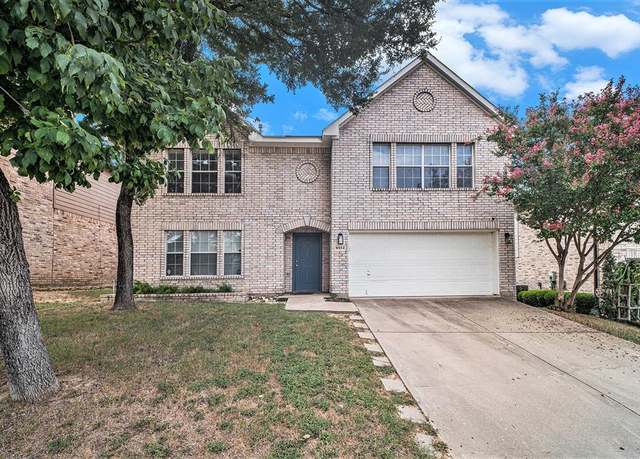 Property at 6512 Willow Oak Ct, Fort Worth, TX 76112, 4 beds, 2.5 baths