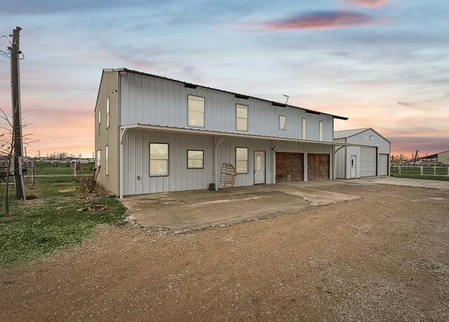 Property at 1543 W Lone Oak Rd, Valley View, TX 76272, 7 beds, 4.5 baths