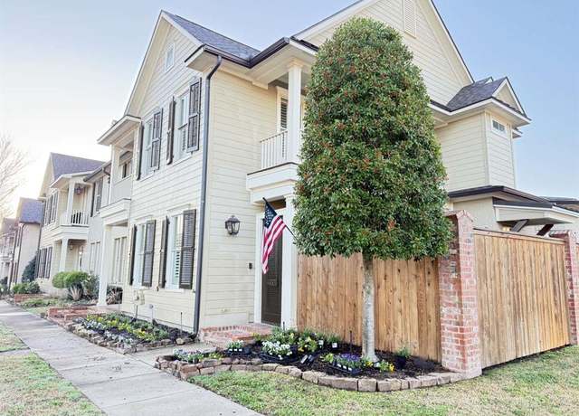 Property at 1933 Woodberry Ave, Shreveport, LA 71106, 4 beds, 2.5 baths