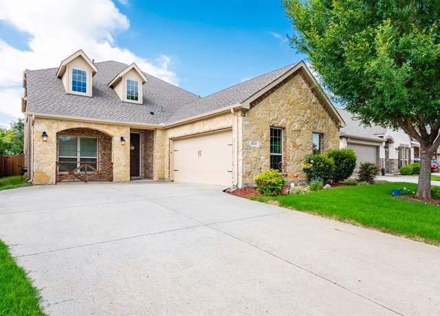 Property at 10313 Blackberry St, Mckinney, TX 75072, 5 beds, 4 baths